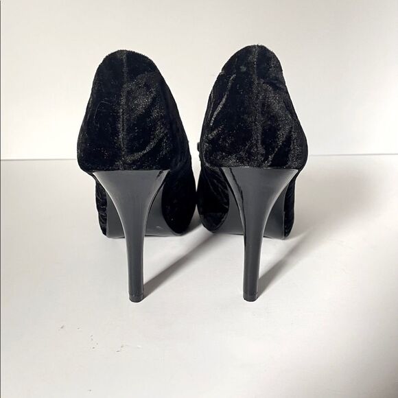 Black Velvet  LuLu Townsend Stiletto Heels - Picture 5 of 7